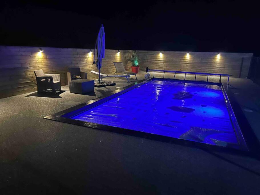 Gite Avec Spa Privatif* Saint-Symphorien-les-Buttes Екстер'єр фото